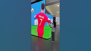 Curved Outdoor LED Screen Adds Spatial Depth.#yuchip #outdoorledscreen #curvedscreen #3dbillboard