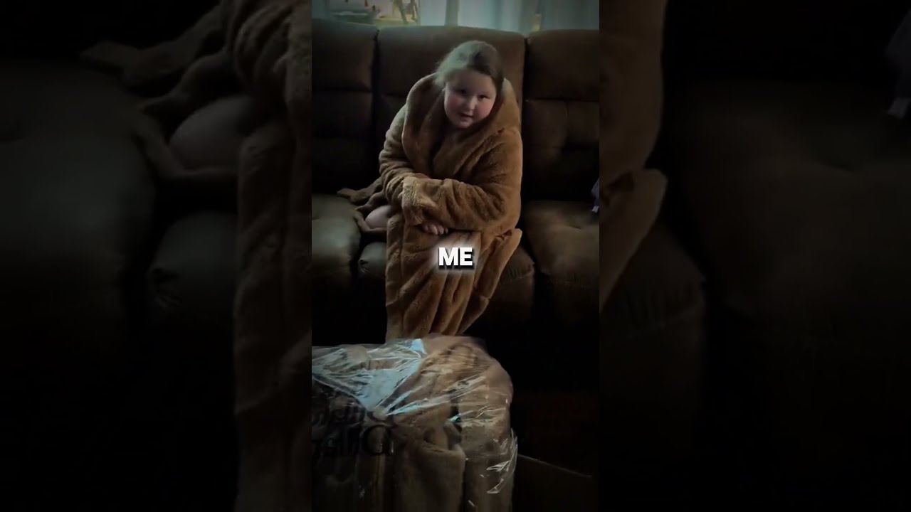 Spoiled Kid Stole 500 To Buy Herself Designer Clothes Ungrateful Mom Sad Genz