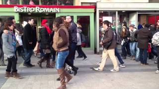 EXTREME FARTING IN PUBLIC AT PARIS ( Champs Elysées )