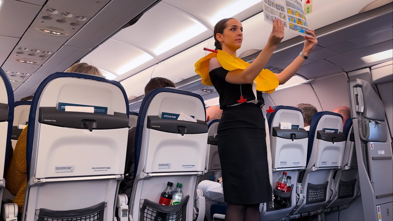 Condor Flugzeug defekt Flug von Düsseldorf nach Gran Canaria Maspalomas 2024