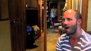 Sara Evans - Simply Sara - Awkward Moments Webisode Wealth