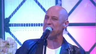 Денис Майданов - Пролетая над нами
