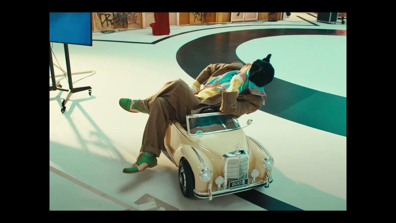 G-DRAGON - INTRO + POWER  | übermensch album (Live Studio Version)