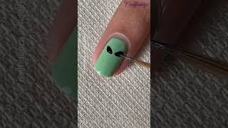 Alien Nails