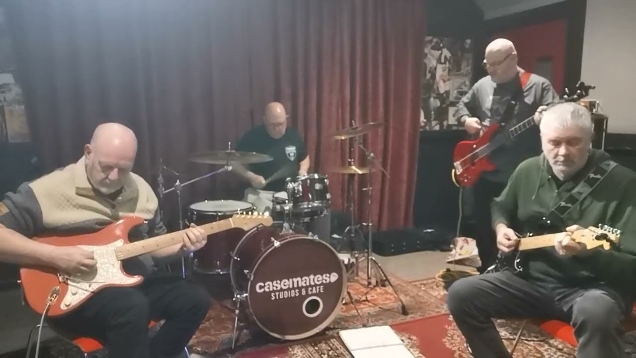 Foot tapper. Instrumental. The Shadows. Cover