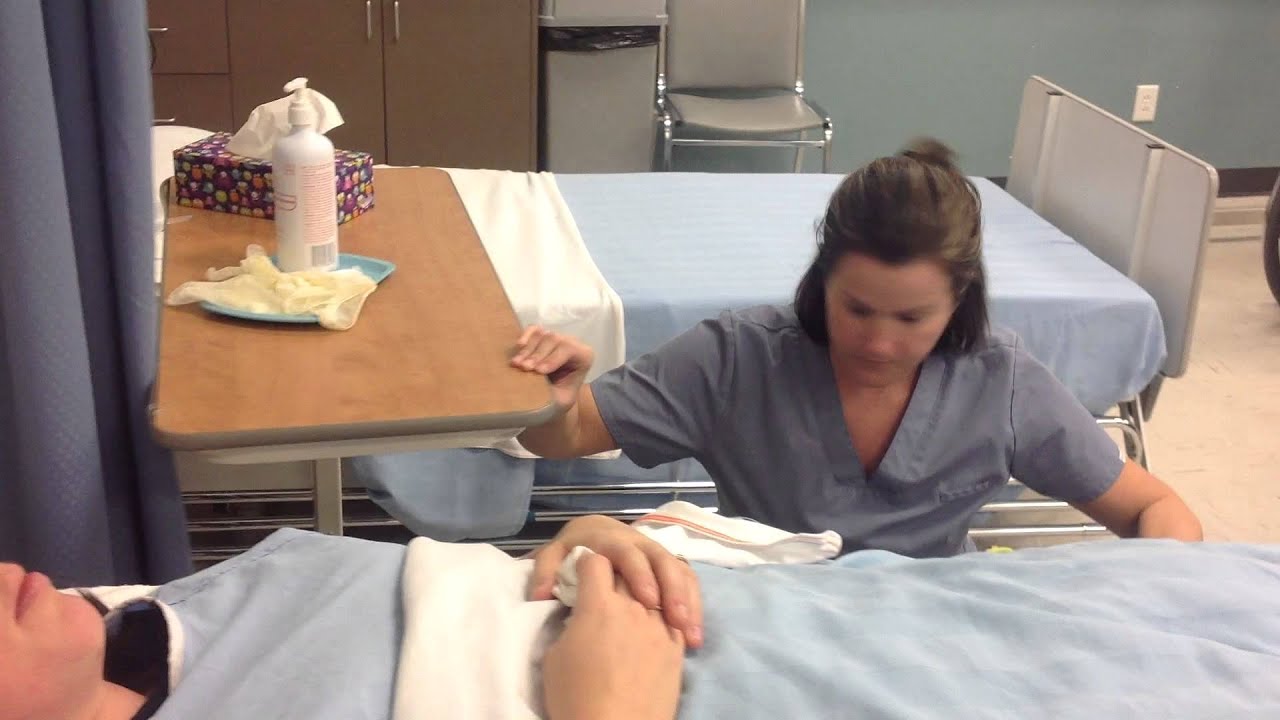 Capsule 18   administration goutte ophtalmique