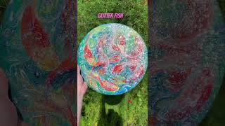 Bunch of fish with glitter on it. Zoo wee momma #art #painting #glitter #glitterart #acrylic