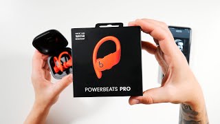 PowerBeats Pro от Apple - Распаковка и первое включение