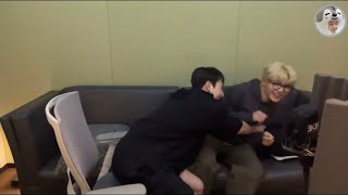 Bangchan Reacting To Skz-Player Maknae On Top Jeongins Appearance Chans Room Ep155