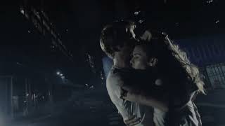 Cloverfield 2008 Evacuations & Airstrikes