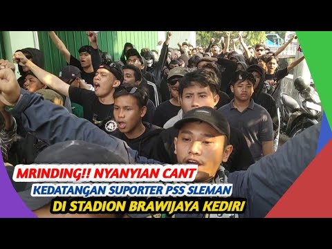 MRINDING!! KEDATANGAN SUPOTER PSS SLEMAN KOMPAK NYANYIKAN CANTS DI STADION BRAWIJAYA KEDIRI