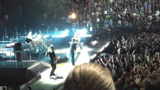 U2 @ Lanxess Arena Keulen 17.10.2015 - Opening Show "The Miracle (Of Joey Ramone)"