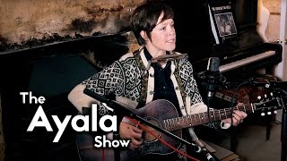 Emily Barker - Nostalgia (Theme from Wallander) - live on The Ayala Show chords