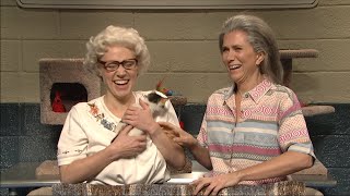 snl cast breaking character for 6 minutes straight
