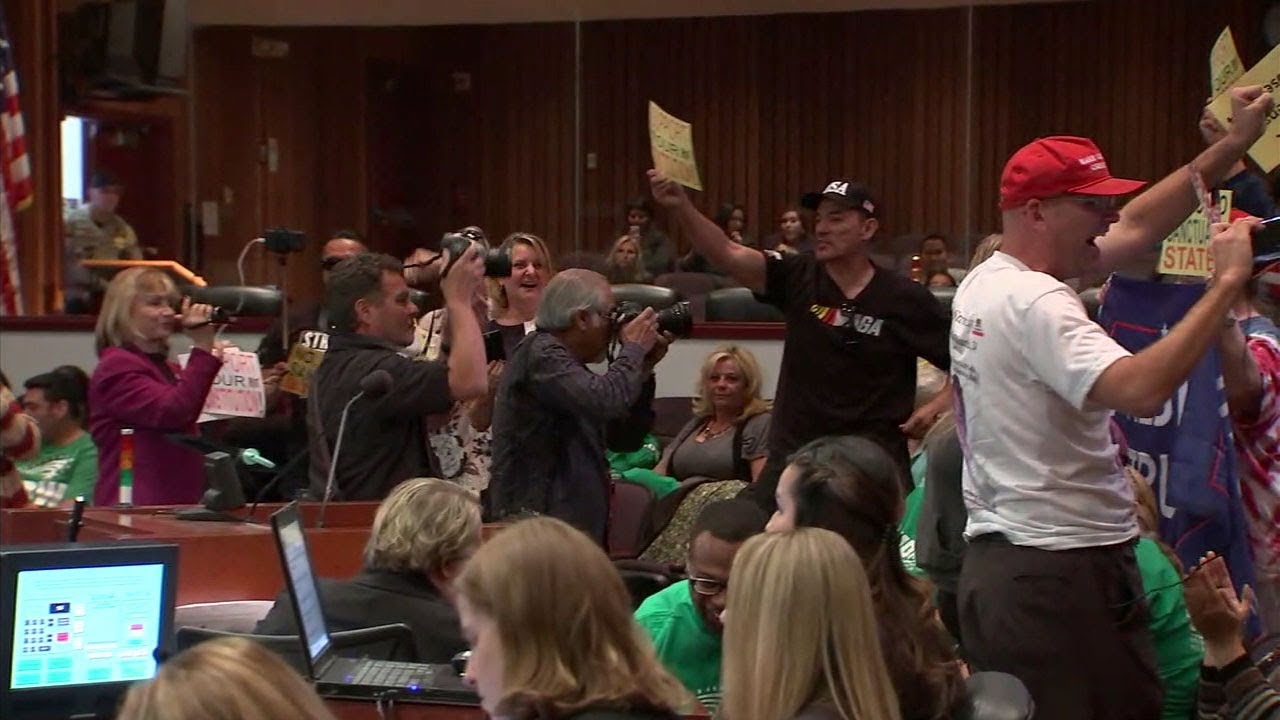 Orange County Board votes to join Trump admin lawsuit against CA over sanctuary law I ABC7