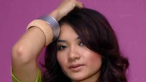 AKU PERAWAN - IKA PUTRI