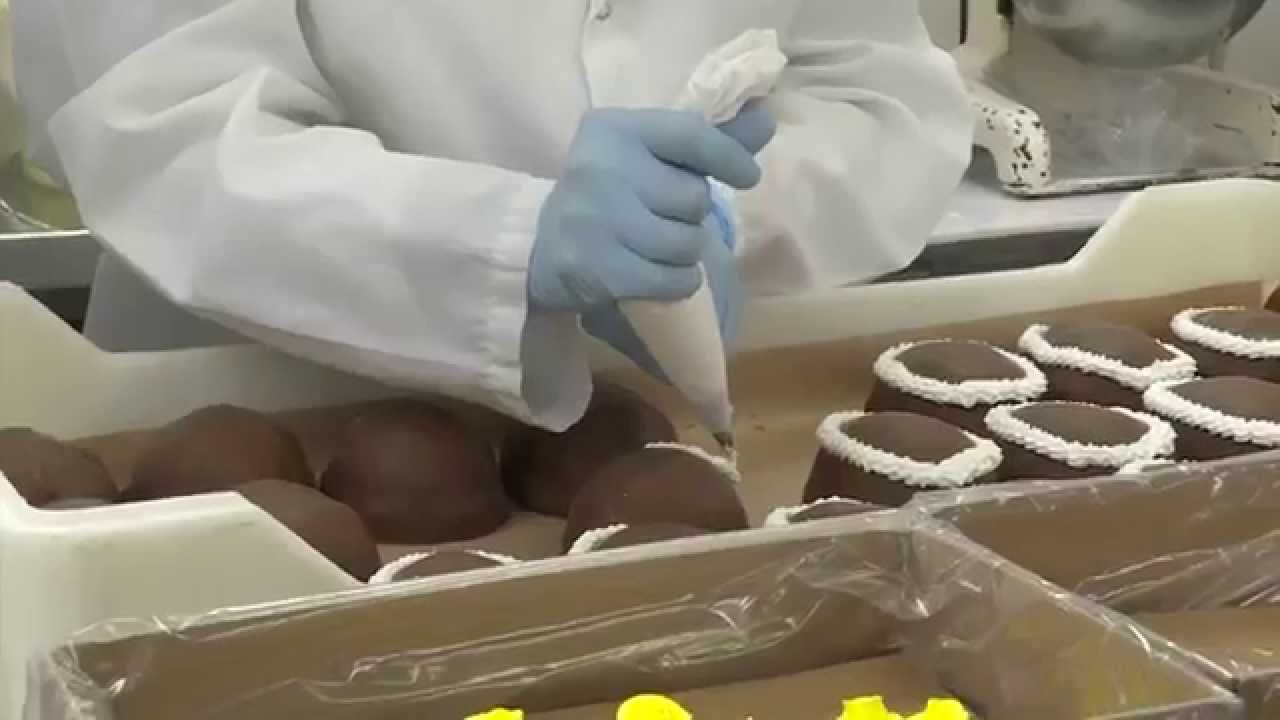 CNN inside the 'I Love Lucy' See's Candies Factory