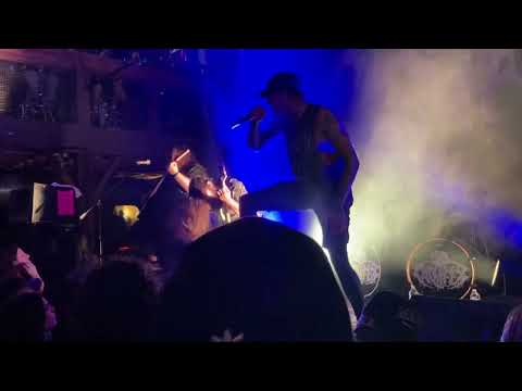 Carnifex - Hope Dies With the Decadent