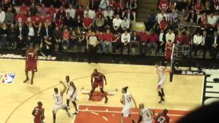 Wade Fakes Out Rose
