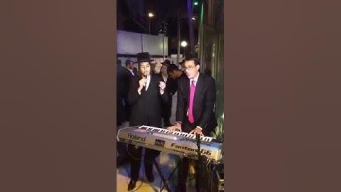 Thumbnail of Motty Steinmetz Singing at Simcha