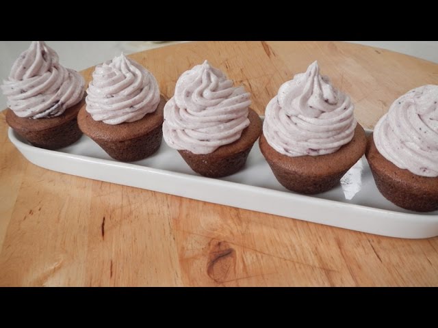 Chocolate Cupcake With Blueberry Frosting | Newly Weds Recipes | Sanjeev Kapoor Khazana