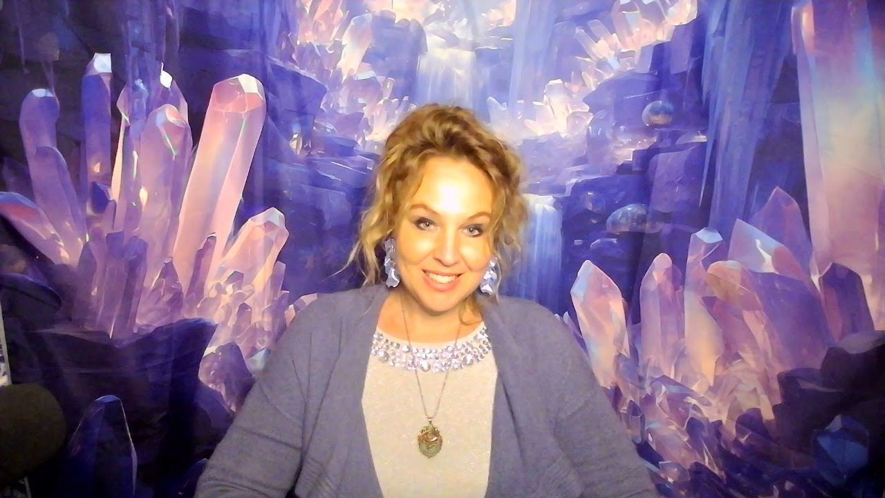 Today's Topic 12/10 & 11: This King's words destroyed everything in the past. He's trying to fix it