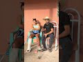 Convidando a esposa para um passeio
