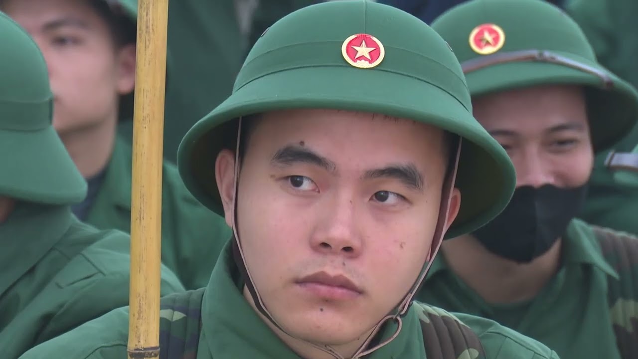 SÓC SƠN TỔ CHỨC LỄ GIAO NHẬN QUÂN NĂM 2025