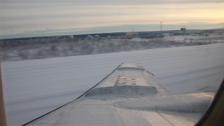 TUPOLEV 154 FULL POWER TAKE OFF FROM ICY RUNWAY