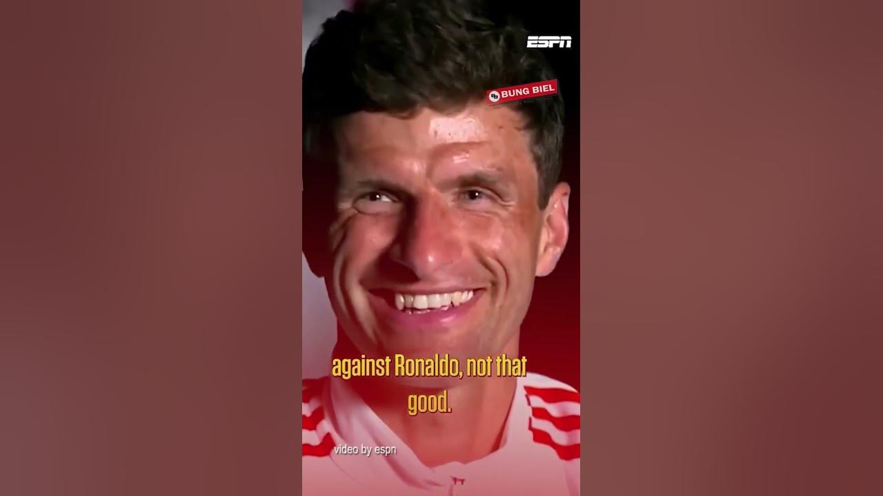 Томас Мюллер удар в голову