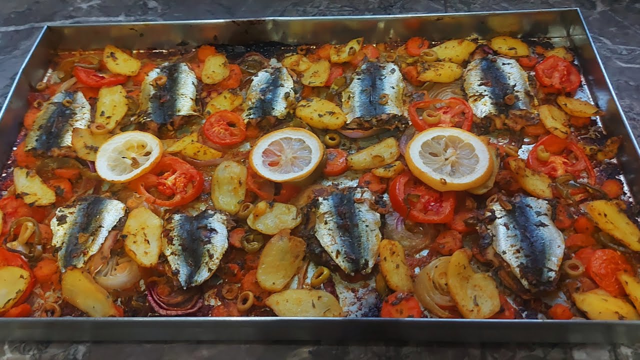 لاطة السردين بالخضر  في الفرن بشرمولة لذيذة بزاف كتجي اكثر من رائعة