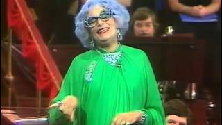 Dame Edna Everage: The Last Night of the Poms