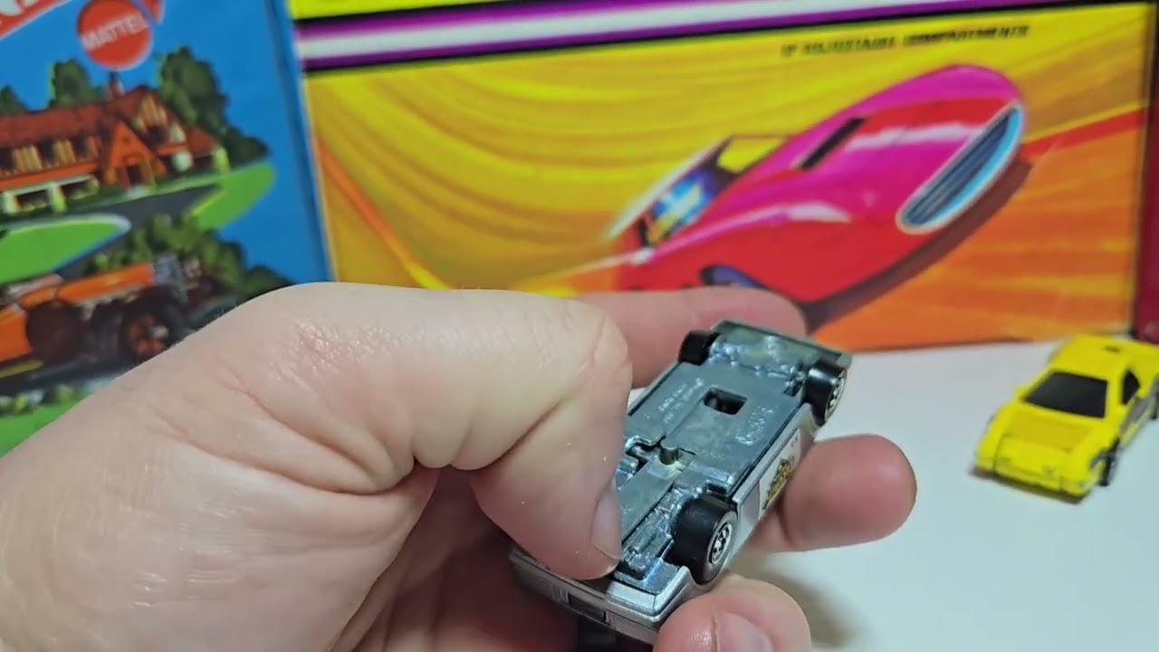 Hotwheels Flip Outs and Crackups