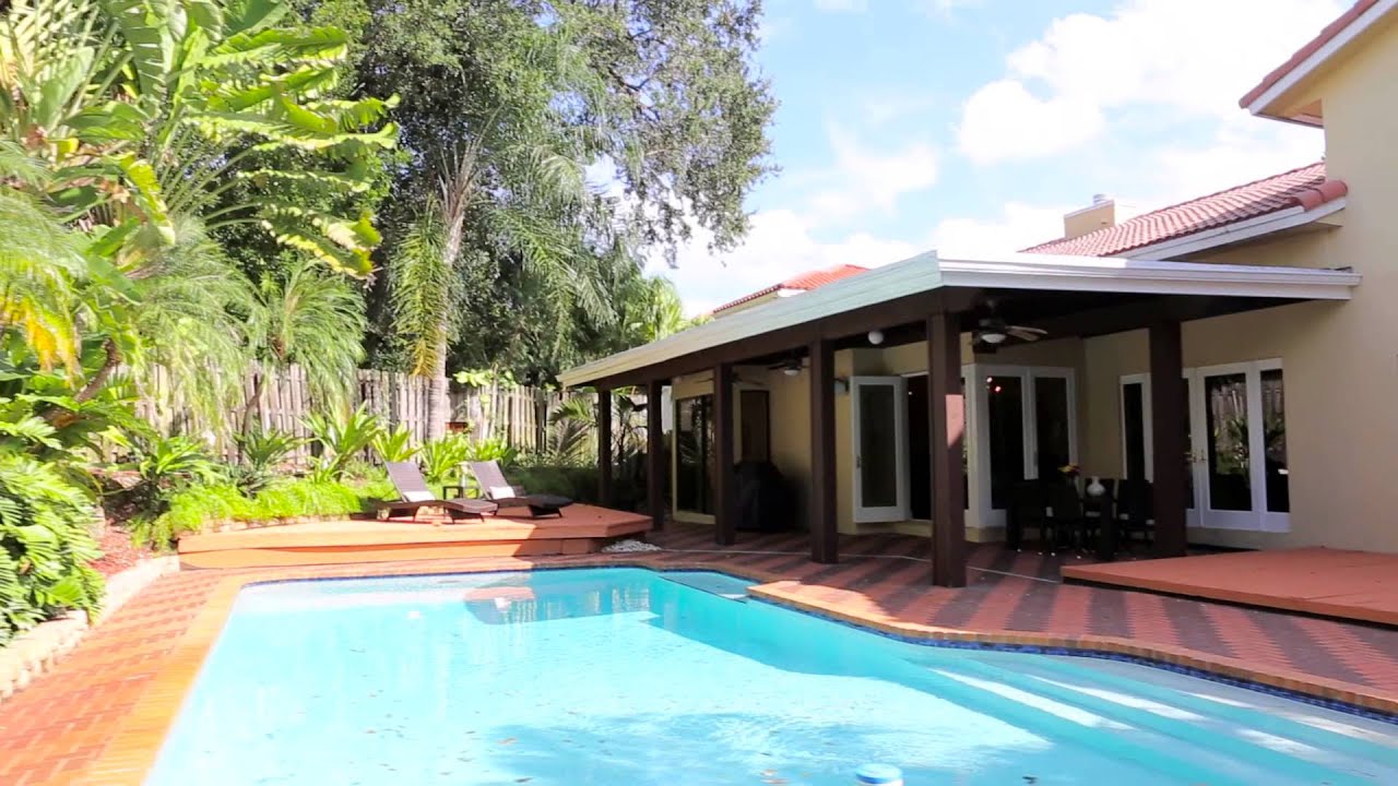 1751 NE 197 TER, NORTH MIAMI BEACH, FL 33179