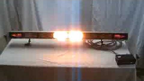 43" WHELEN TRAFFIC CONTROL ARROW STICK