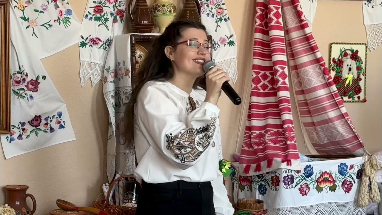 Світлана Фоменко, авторська поезія «Є люди, як сонце» - YouTube
