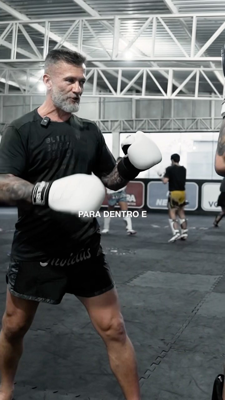 Detalhe de alinhamento de base no #mma com a galera da Chute Boxe ?