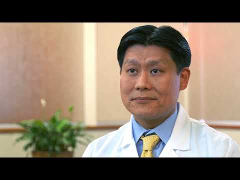 Video: Hvordan komme seg etter øyekirurgi (med bilder)