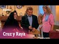 Blasa recibe invitados en casa  cruz y raya  rtve humor