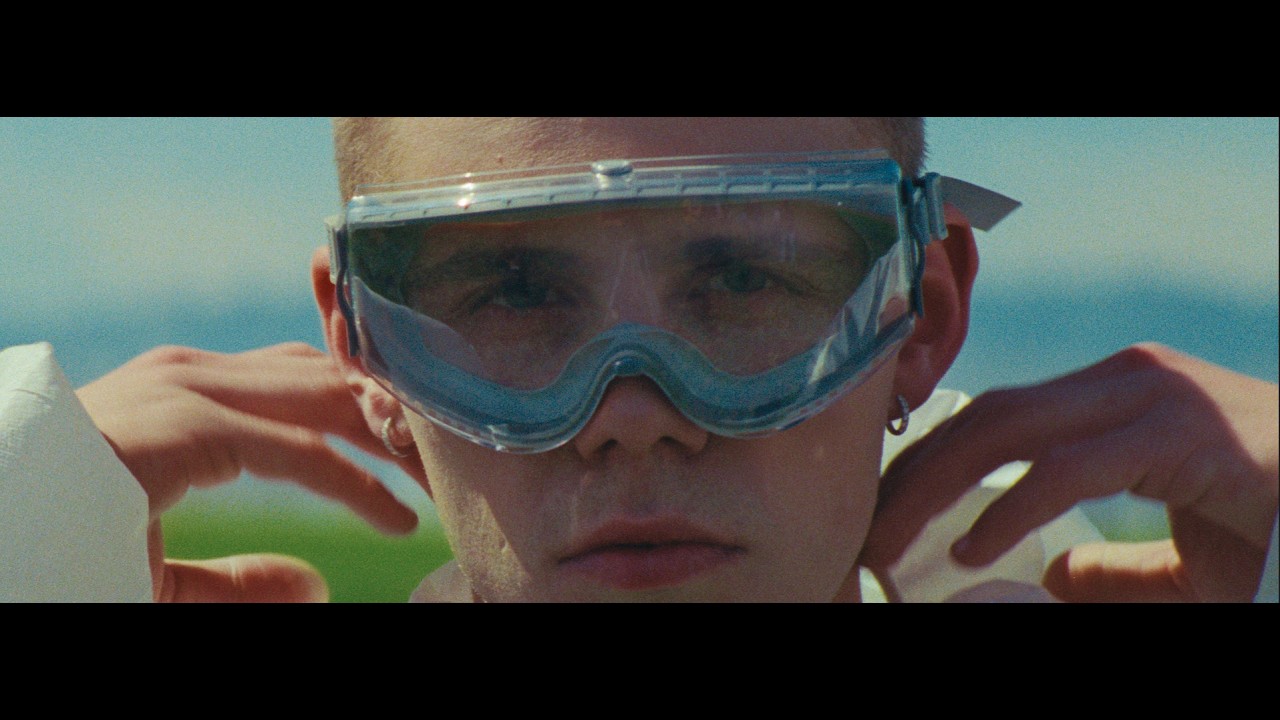 The Kid LAROI - PIECES (Official Video)