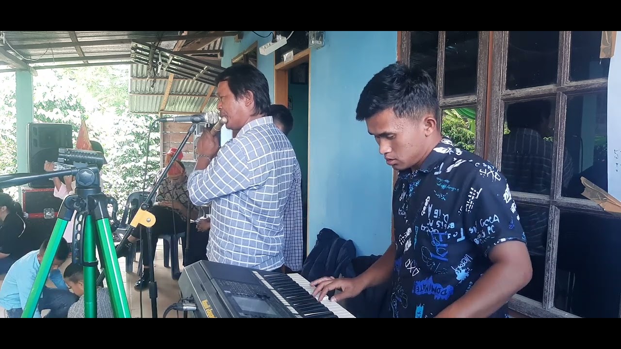 UNING-UNINGAN HORBO PAUNG/ACARA SAUR MATUA/MUSIK NAULI