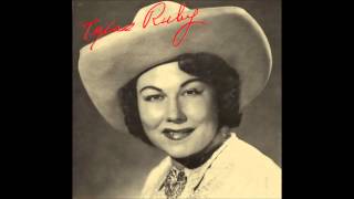 Video voorbeeld van "Texas Ruby- Don't Let That Man Get You Down"