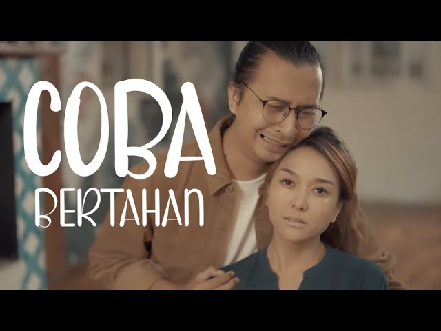 Coba Bertahan - Vagetoz (lirik lagu) class=