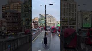 The heartbeat of London🇬🇧Victoria Station🇬🇧🏙️#london #londonlife #travel