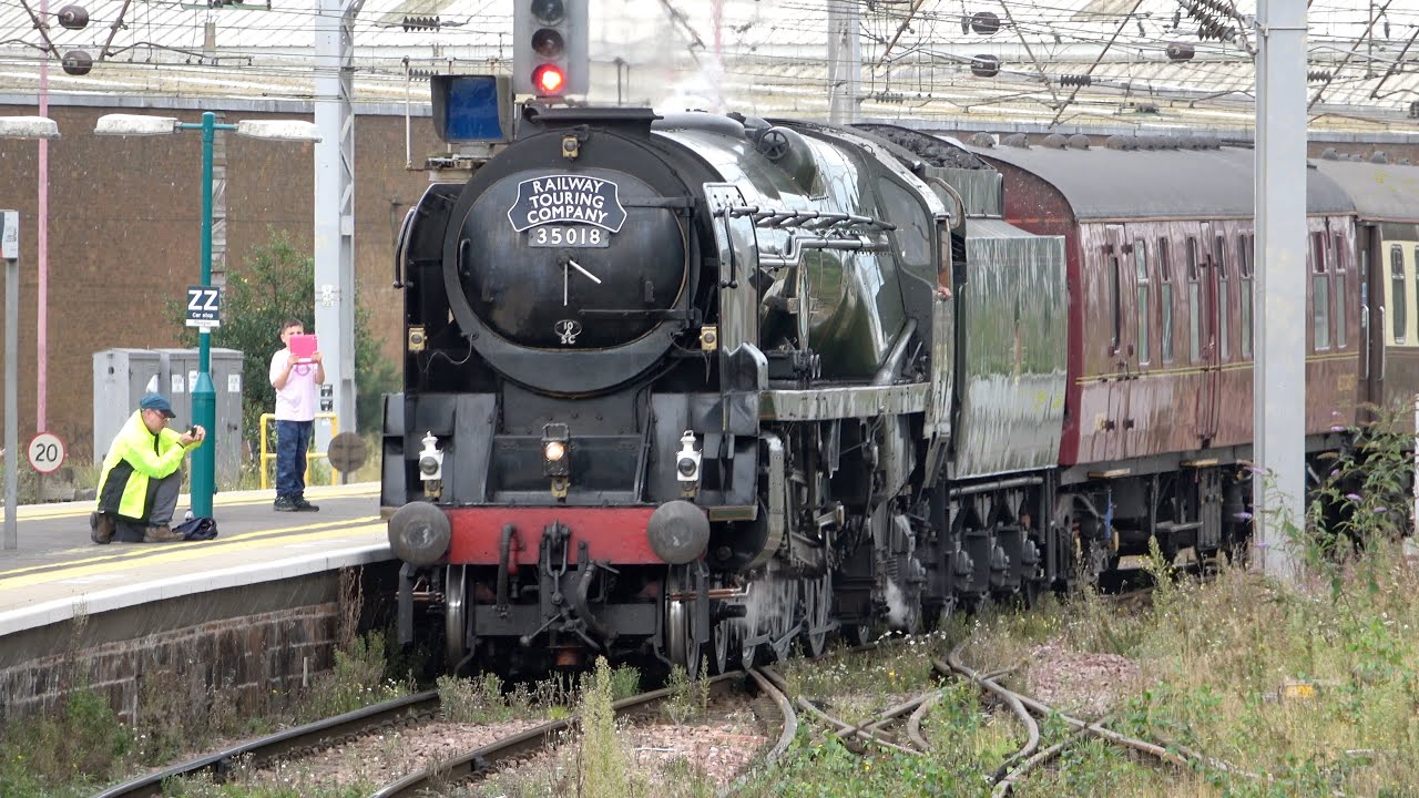 sunday-afternoon-at-carlisle-station-with-british-india-line-04
