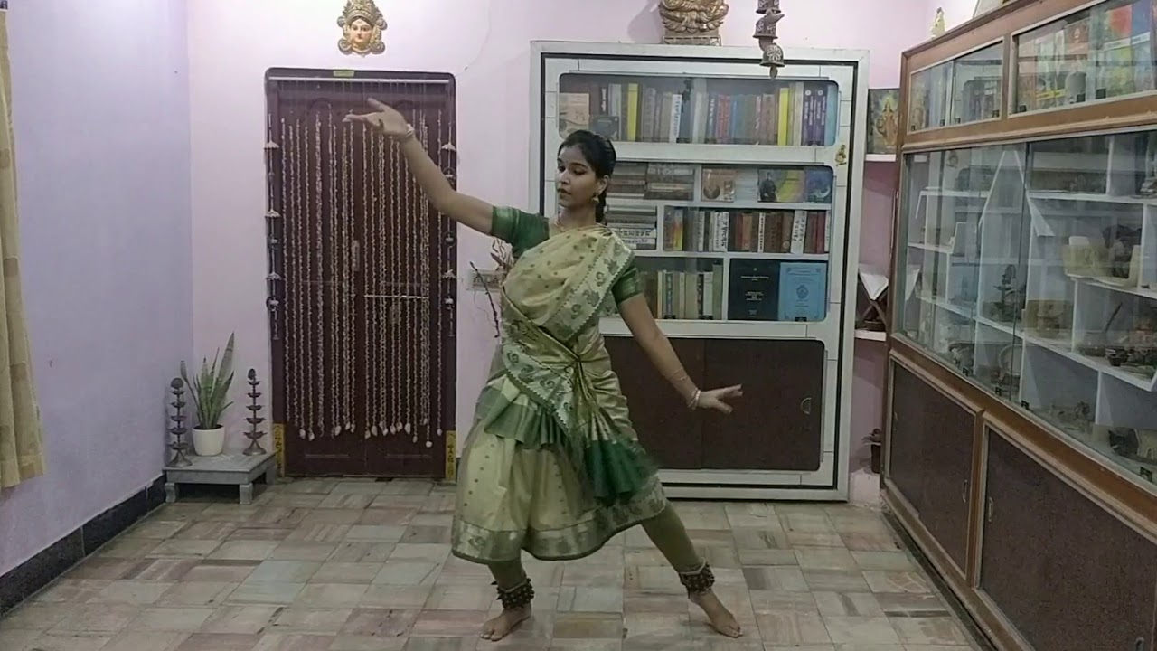   Patatha Samskrutam semi classical dance by Upadrasta Lasya Pranathi