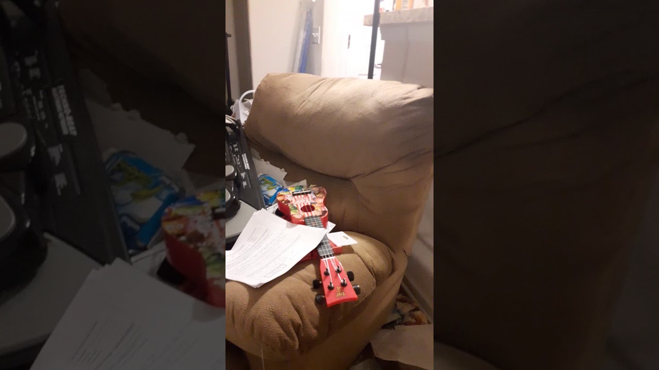 Fixing computer cause Monitor fell on it YouTube