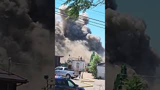 Giant trash fire in Akron Ohio scrap yard
