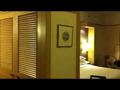 Crowne Plaza Hotel Bangkok Lumpini - Review of a Deluxe Room