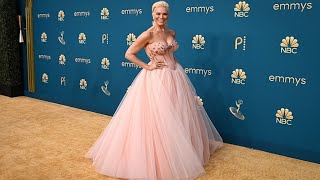 Hannah Waddingham stood out at the Emmy Awards ceremony in Downtown Los Angeles